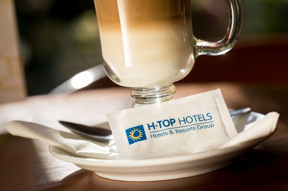 Hotel Cartago Nova By Alegria Malgrat de Mar Dış mekan fotoğraf