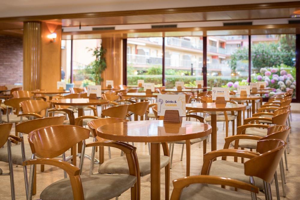 Hotel Cartago Nova By Alegria Malgrat de Mar Dış mekan fotoğraf
