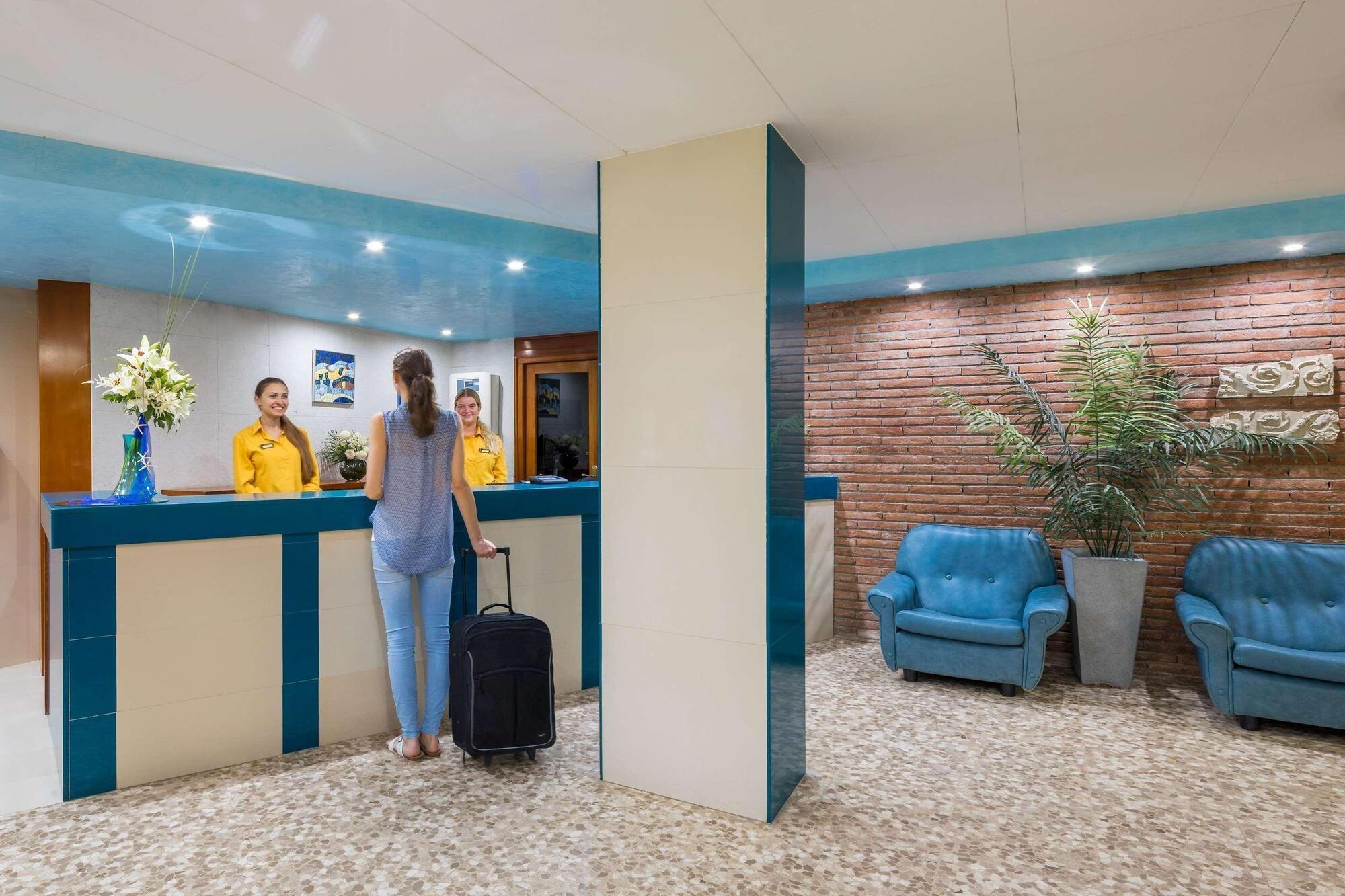 Hotel Cartago Nova By Alegria Malgrat de Mar Dış mekan fotoğraf