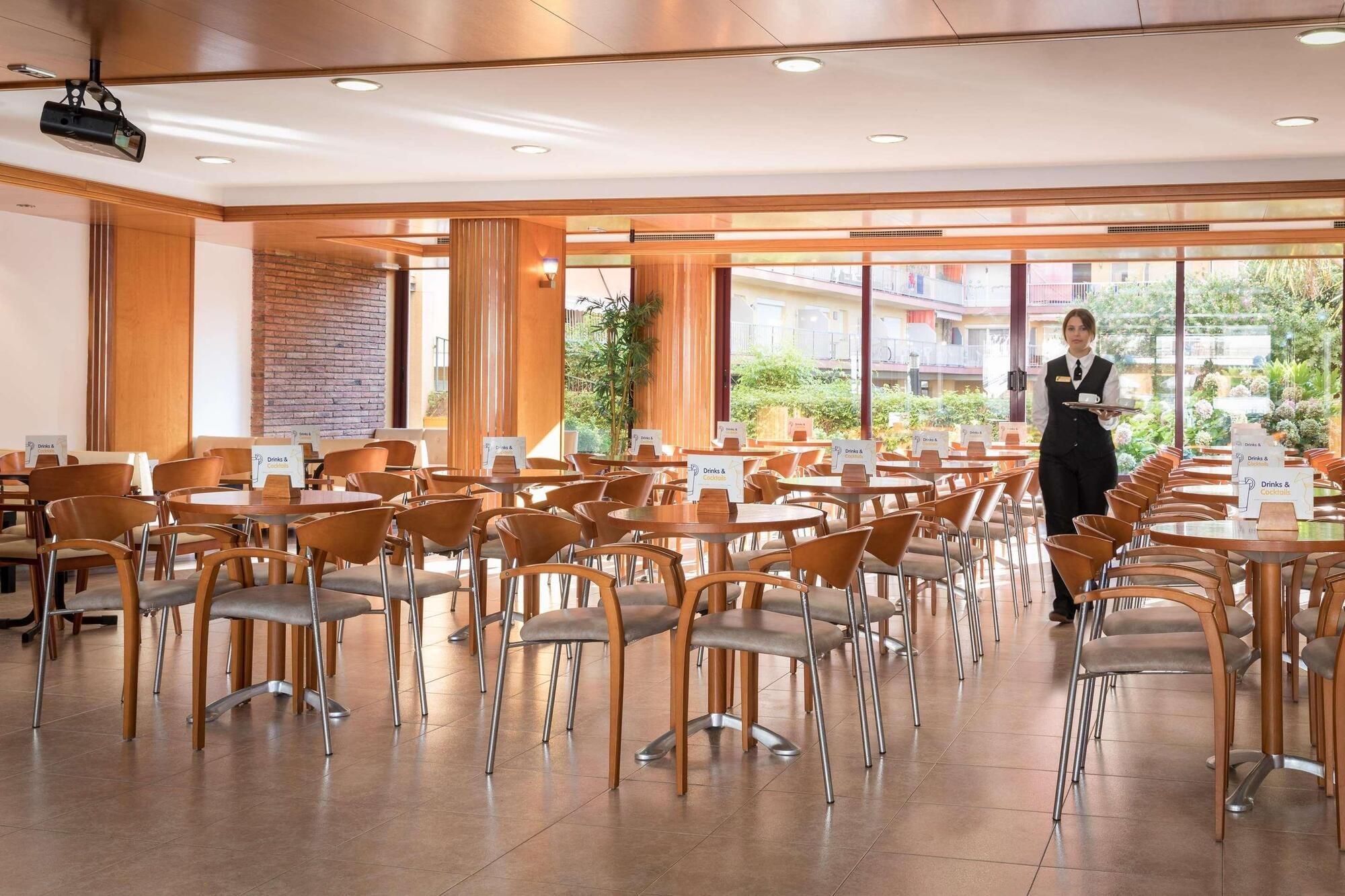 Hotel Cartago Nova By Alegria Malgrat de Mar Dış mekan fotoğraf