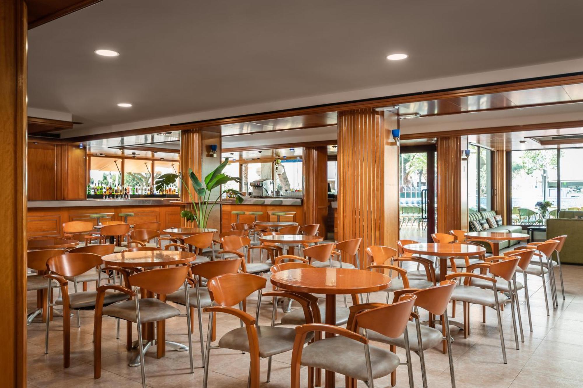 Hotel Cartago Nova By Alegria Malgrat de Mar Dış mekan fotoğraf